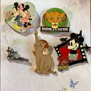 *RARE*/WANTED DISNEY PIN BUNDLE #1